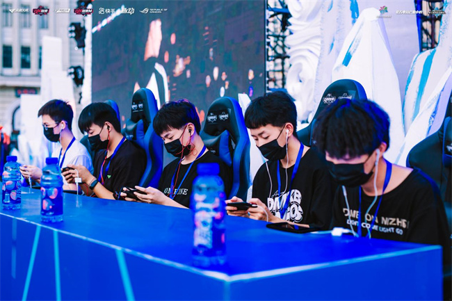 为他赢得了 为他赢得了